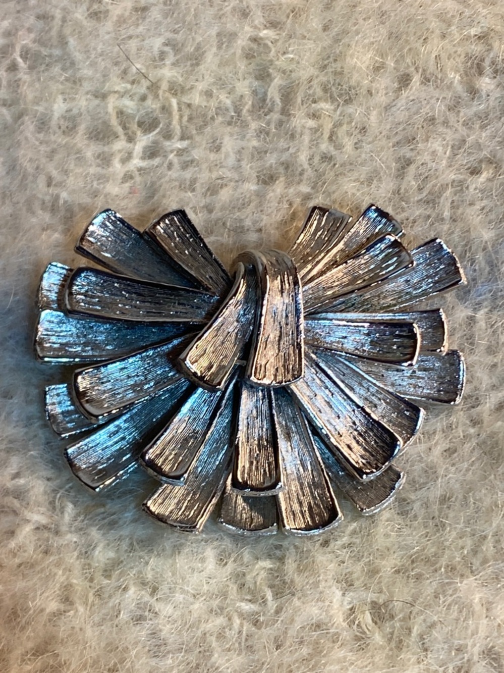 Vintage Coro Craft Bow Brooch Silver Tone Textured Ribbon Spray Pin Mid Century